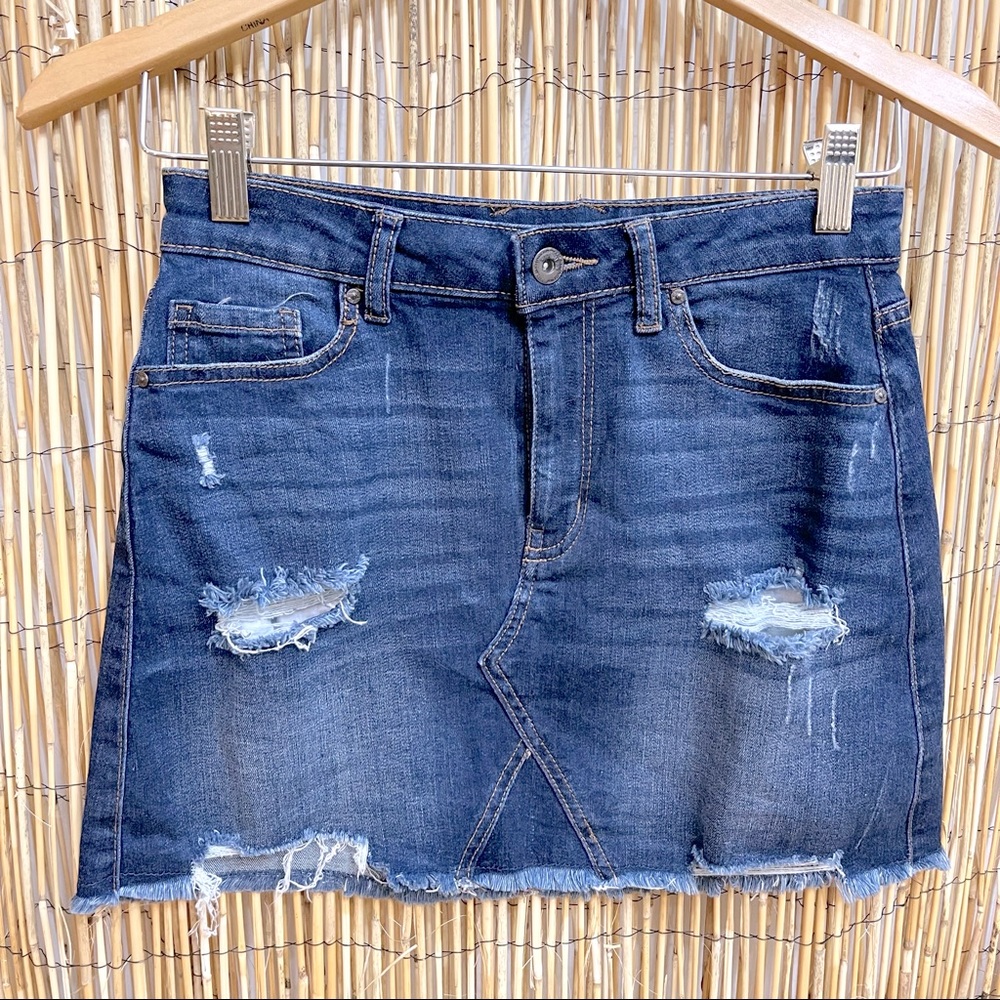 NWOT Wax Jean Distressed Mini Denim Skirt Size Small